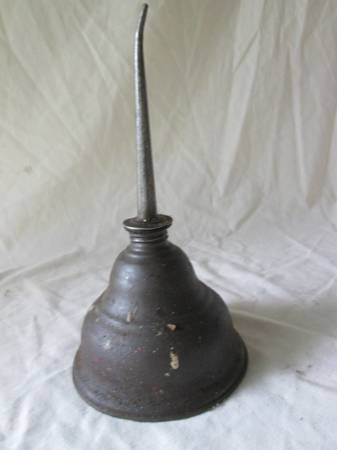 Vintage Oil Can 1