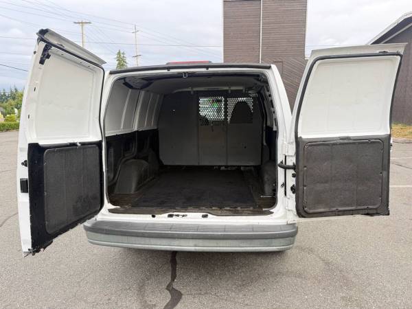 2004 Chevrolet Astro Chevy Base - Photo 8