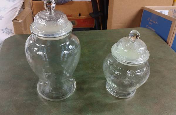 (2) Vintage 1970s Ginger Jars - textured inside - decorative - NICE! 1