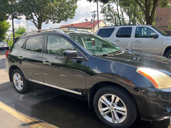 $4K 2013 Perfect Conditions Nissan Rogue - $3,900 (Hempstead)63654713863427123