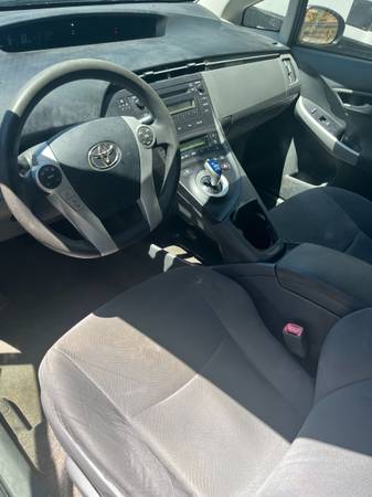 2010 Prius - runs great- original owner - $6,800 (sebastopol)63624122745091123