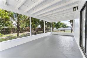 $3,000 / 4br - COLLEGE PARC UPDATED SINGLE FAMILY HOME... GREAT DEAL (DEERFIELD BEACH)63983674302595123