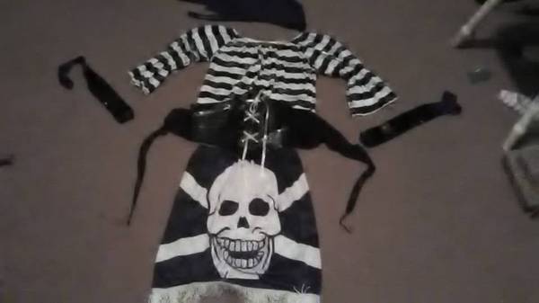 Girls Pirate Halloween Costume size 8-10 1