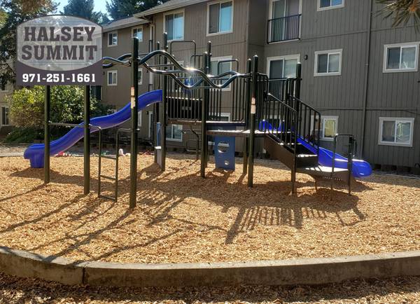 $1,365 / 2br - ¡MÁS DE 1 MES GRATIS! - Cerca del centro - Entre Portland y Gresham (Wilkes-East)63867269997187120