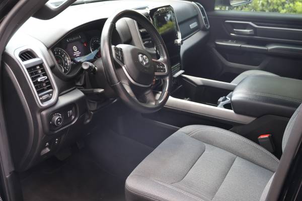 2021 RAM 1500 Big Horn Paquete de Lujo – V8 – 35 mil millas – $32,750 (Miam - $32,750 (Miami Shores)63479839330177124