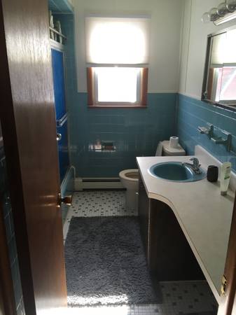 Spacious 3 bedroom/ 2 bathroom home for rent in Pompton lakes. 1