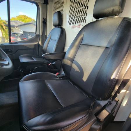 2020 Ford Transit 250 - Photo 14