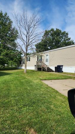 $35,000 / 3br - 2013 Redman Mobile home (Marion IA)63815055921537123