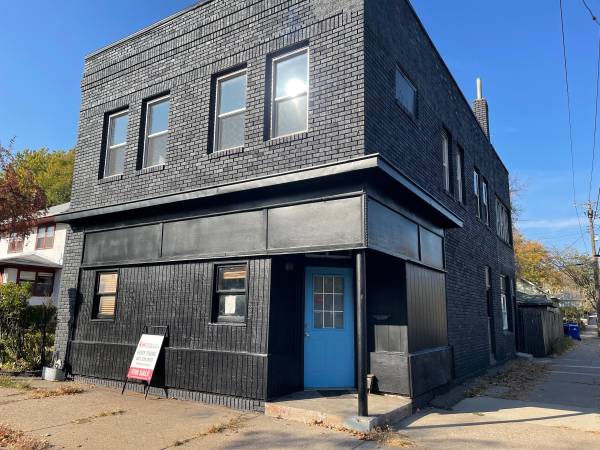 Professional painter 30 plus years experience. 1