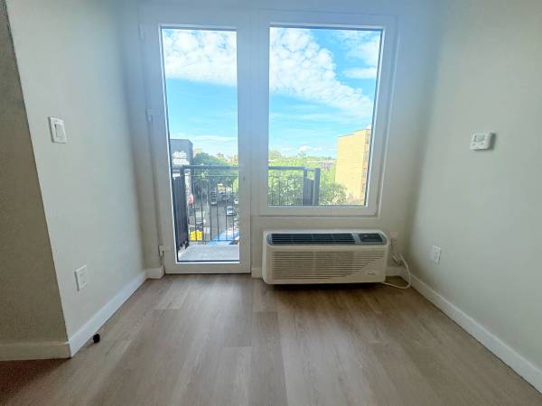 $3,800 / 2br - 800ft2 - Bed-Stuy + 3 Balconies + Luxury Amenities – 25 Min to Manhattan!Bed-St (Bed-Stuy)63689717763331123