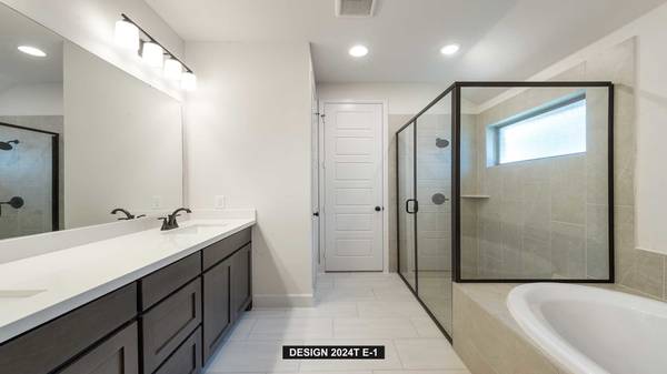 $449,900 / 3hab - Suite principal con pared de ventanas (Celina, TX)64305353890305123