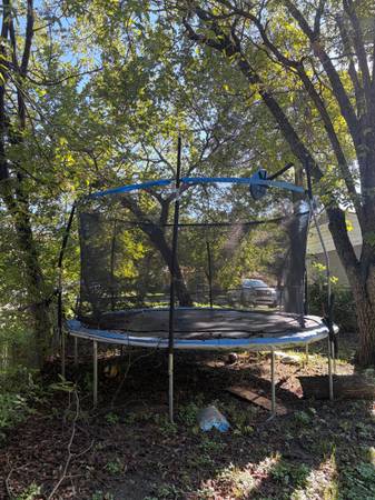 Trampoline 1