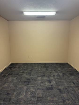 $270 / 165ft2 - Office Suite 3 for Lease - Keystone Heights, FL63823035670785123