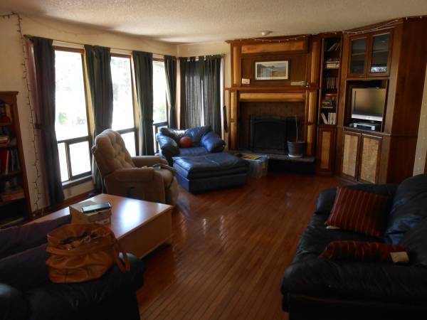 $550 / 1br - 100ft2 - Room in Shared House (Greenway/Beaverton)63999315576194121