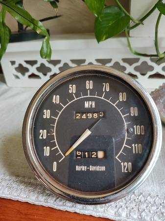Stewart Warner 540AR vintage Harley Davidson speedo 1