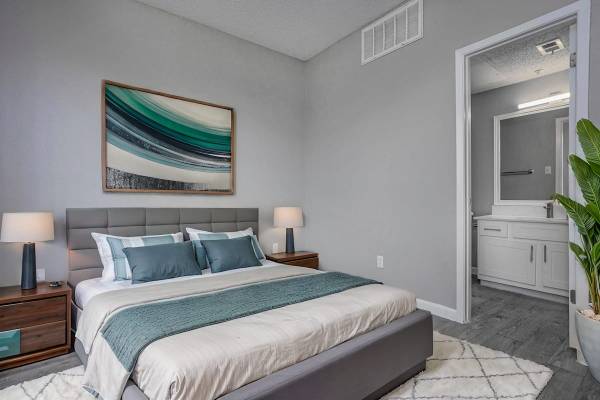 $1,130 / 2br - 803ft2 - W/D Hookup, Pool, Covered Parking (7610 Skillman St, Dallas, TX)63796477307523123