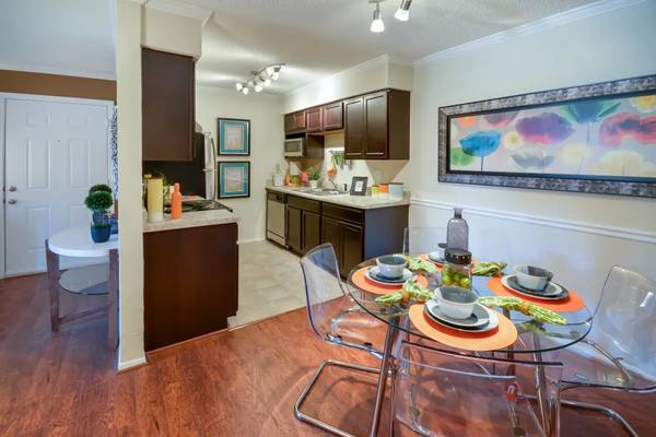 $1,850 / 2br - 2 Bedroom, Near Downtown WPB, Easy on Credit (West Palm Beach)64049278271745122