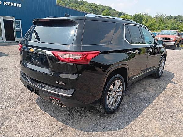2018 Chevrolet Traverse Premier 1LZ 4X4 6 cilindros, cuero, techo solar, 119 mil millas - $17995.0063442738220547123