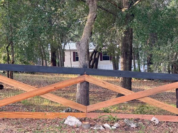 $1,550 / 3br - 1700ft2 - 3/2, 1/2 acre, nice setting gated, quite country location (Citrus county, Crystal River area, Central Florida, Lecanto)63991229366274121