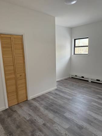 $750 / 200ft2 - Private Office w/ Window on 2nd Floor on Hempstead TK (Elmont)63661221431299121