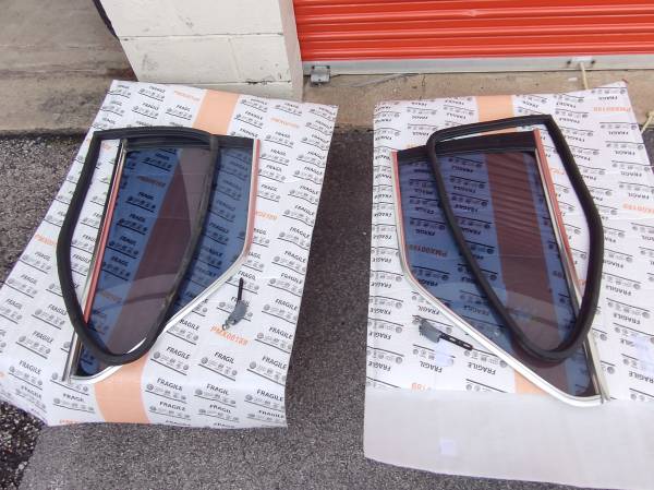 Bmw e30 coupe vented quarter windows 1