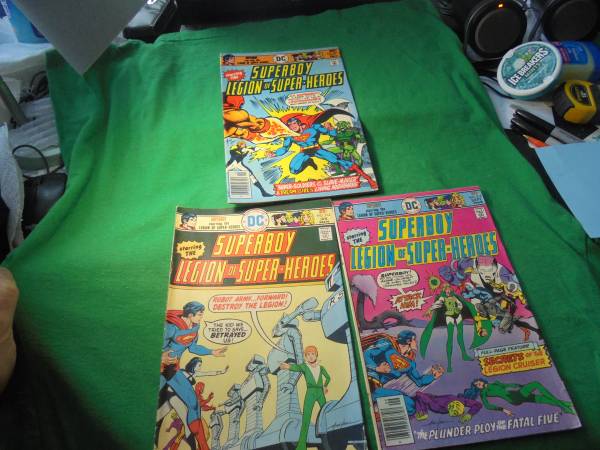 SUPERBOY and LEGION of SUPER-HEROES 214, 219 & 220!! Higher Grades! $4 1