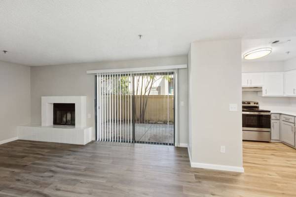 $1,850 / 1br - 750ft2 - Central Heating and Air, Private Balcony, Fitness Center (100 Summerfield Dr, Vacaville, CA)64043835681154121