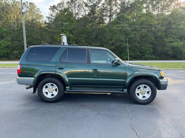 2001 Toyota 4Runner SR5 - $5,900 (Loganville)63621080491649121