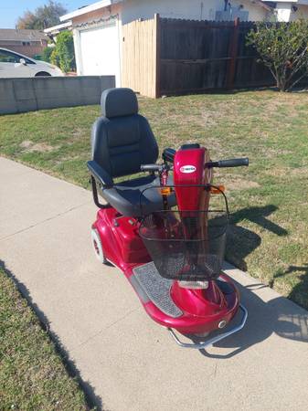 Merits Electric Mobility Scooter S-132 with ramp 1