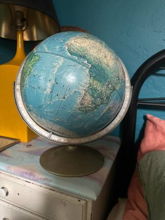 Vintage globe 1
