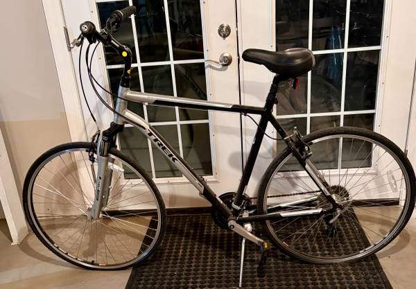 2016 Trek Verve 2 22.5" 1