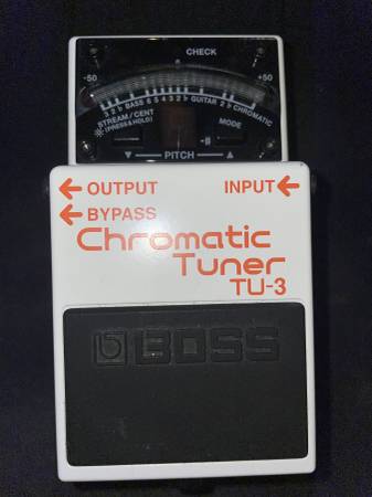 BOSS TU-3 Chromatic Tuner 1