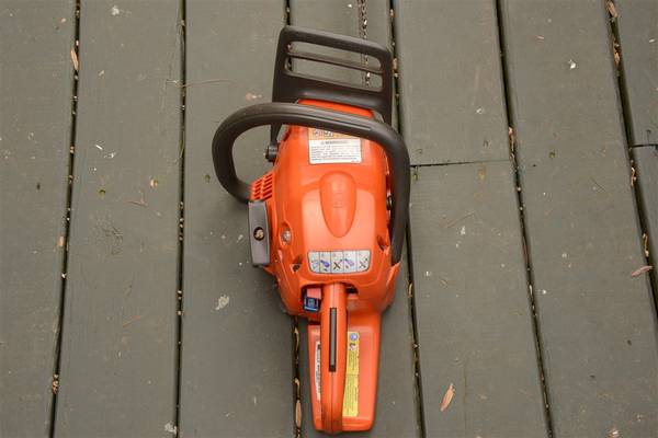 Husqvarna 240 Chainsaw - $220 (Dawsonville)63441254705153123