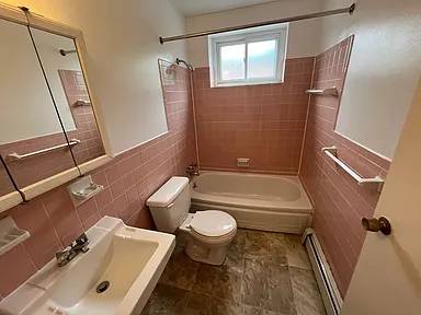 $875 / 2br - 819ft2 - **--“Modern Comfort in a Great Location — Welcome to Velma Court”--** (Pittsburgh)64013205399171124