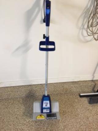 NEW ELECTRIC SNOW JOE SNOW BLOWER 1