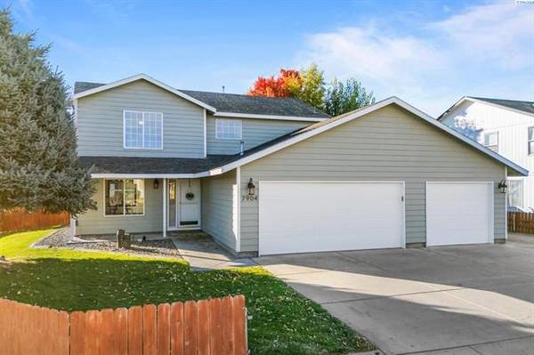 $449,999 / 4br - 2080ft2 - Spacious 4BR West Pasco Home on Corner Lot (Pasco)64293917961603120