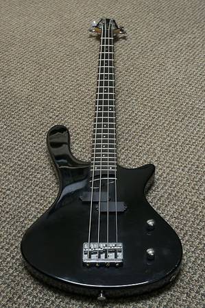 Washburn T12 Bass - musical instruments - by owner - sale