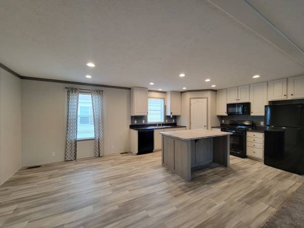 $109,900 / 4br - 1680ft2 - Hermosa casa de 4 habitaciones disponible pronto, ¡no se la pierda! (Grand Ledge)63620274823425121