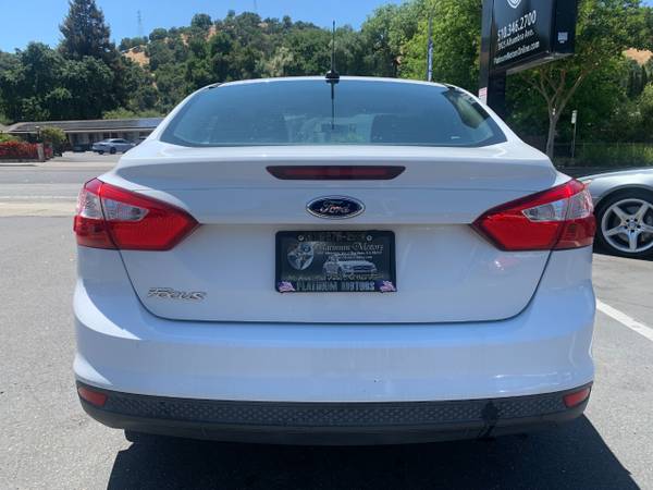 2014 Ford Focus S ~ L@@K ~ Gas Saver ~ Auto ~ EZ Terms ~ Call Now - $6,777 (3925 ALHAMBRA AVENUE MARTINEZ CA 94553)63654696874627124