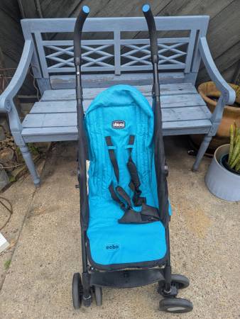 Clean Chicco Echo Stroller Bright Blue Rolls Well 1
