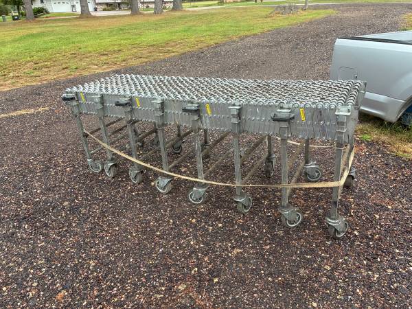 Nestaflex warehouse roller conveyor 1