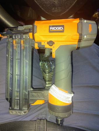 Ridgid Brad Nailer 1