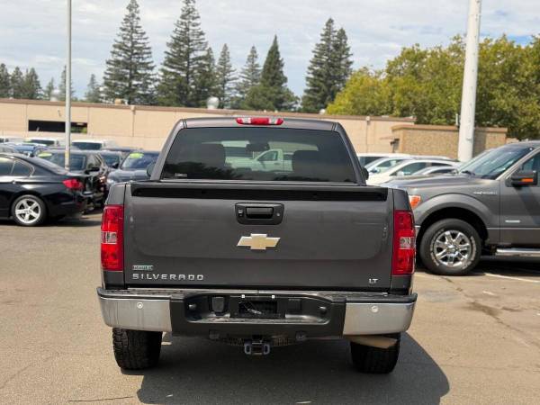 2011 Chevrolet Silverado 1500 - Photo 5