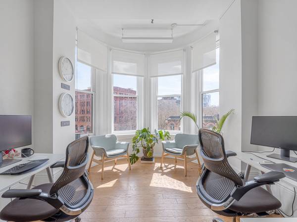 $219 Private Space AVAILABLE NOW! (Seattle, WA)63688352228099120