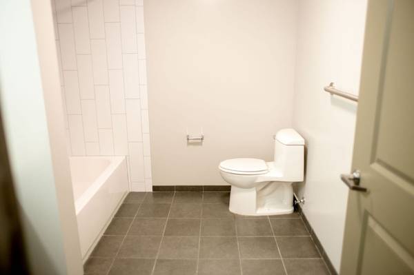 $860 / 1br - 713ft2 - Beautiful 713 sq ft Wilmington loft! Come tour today! (Wilmington - Near Downtown Mid-Town Brandywine)63666762278273120