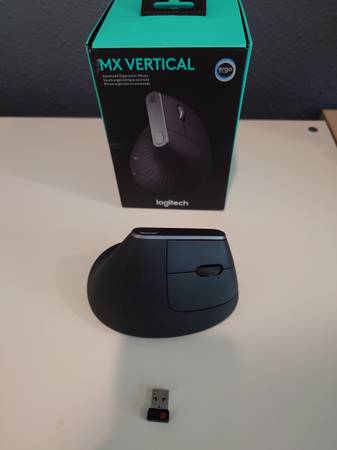 Logitech MX Vertical Mouse 1