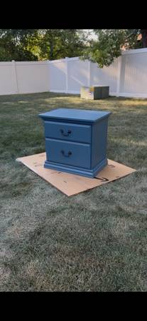 Solid Wood 2 drawer Nightstand 1