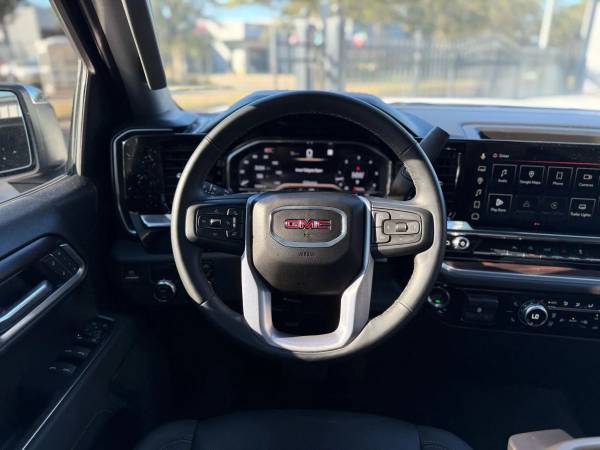 2025 GMC Sierra 1500 Crew - Photo 15
