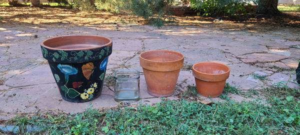 Plant pots for sale 1