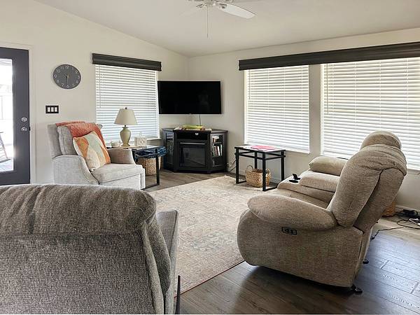 $125,000 / 2br - 1512ft2 - MH impecable (Tucson)63674894870275122